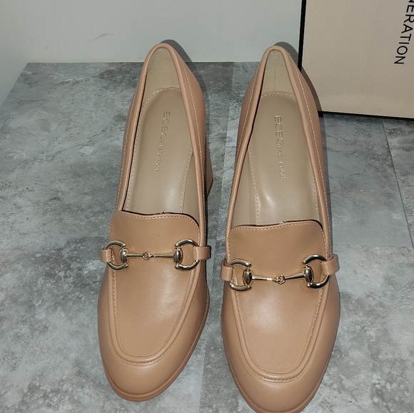 BCBGeneration Womens Size 11 Pumps Tan Heels Horsebite Career Work Shoes - Picture 13 of 17